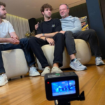 Dudu Barrichello participa de entrevista com João Augusto no “Filhos de Quem”